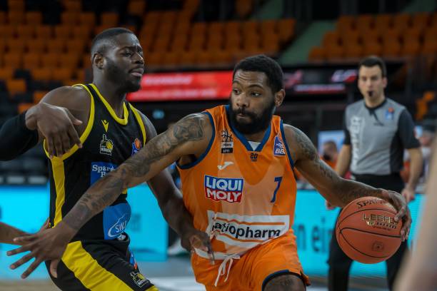 斯堡后卫处 斯堡后卫处